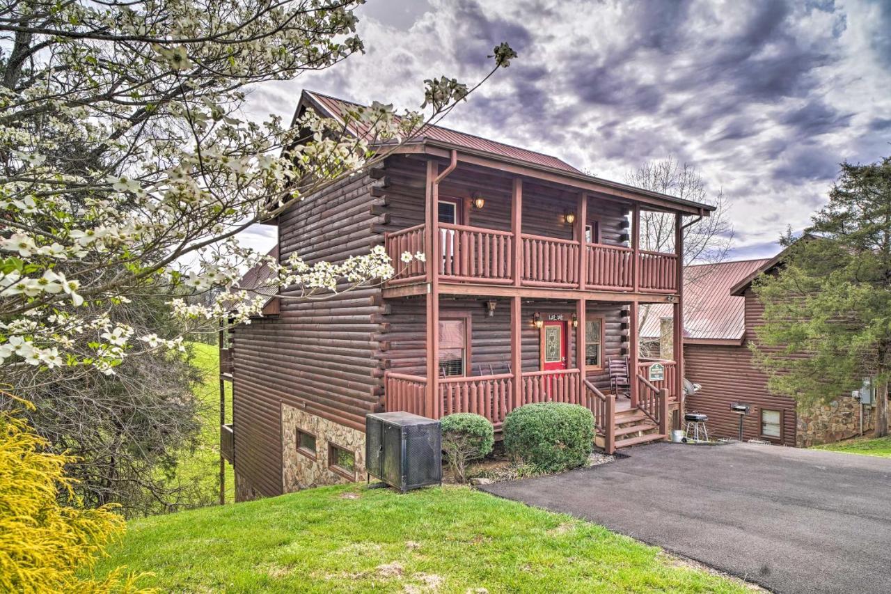 Mountain Pool Lodge Sevierville Cabin With Hot Tub Pigeon Forge Zewnętrze zdjęcie